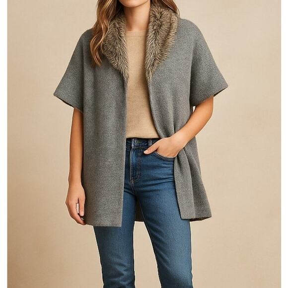 Chico’s Lillian Gray Wool Blend Faux Fur Collar Cardigan Sweater - Picture 2 of 15